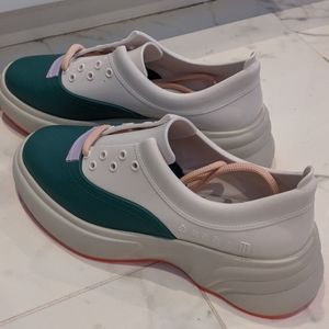 Melissa "Ugly Sneakers" New limited edition